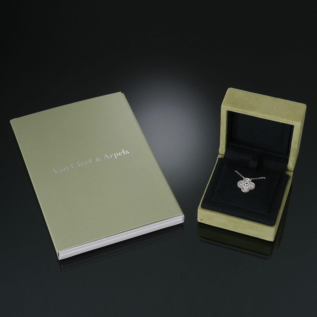VAN CLEEF & ARPELS(USED)반클리프 알함브라 빈티지 다이아 네크리스